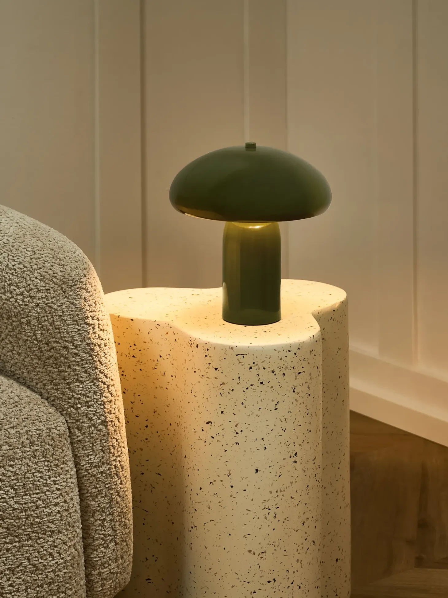Bordlampe SANYA Metal Mørkegrøn