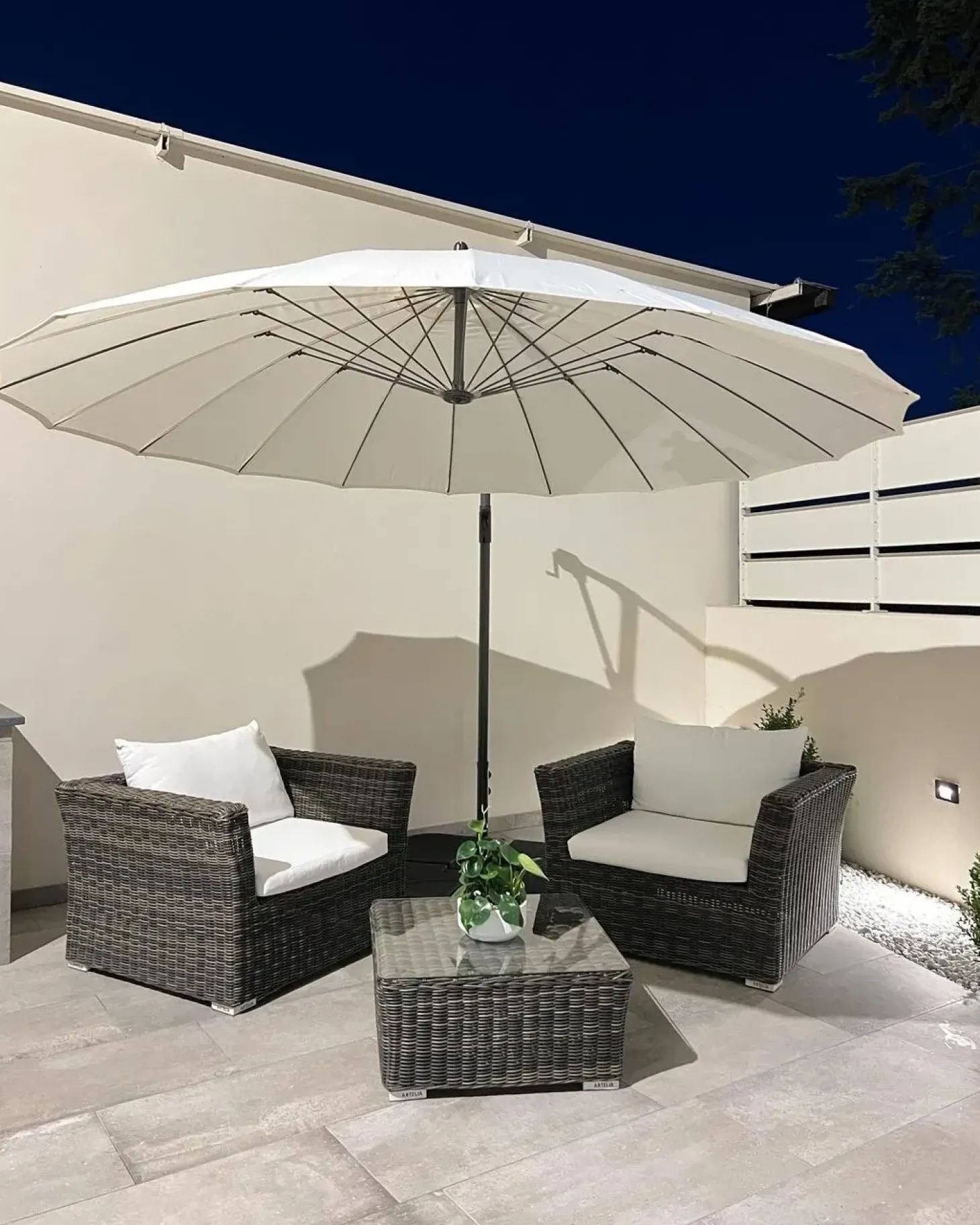 Cantilever parasol 268 cm CALABRIA II Lys Beige
