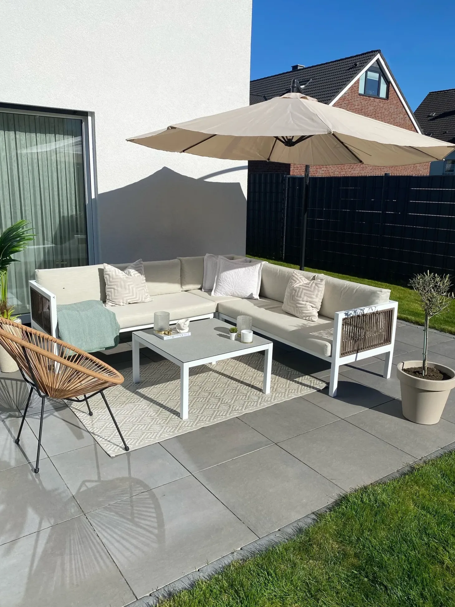 Cantilever parasol 300 cm RAVENNA Sand Beige