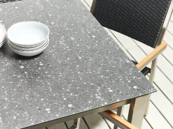 COSOLETO/GROSSETO 6 personers Havemøbelsæt Sort Hærdet glas Granit effekt