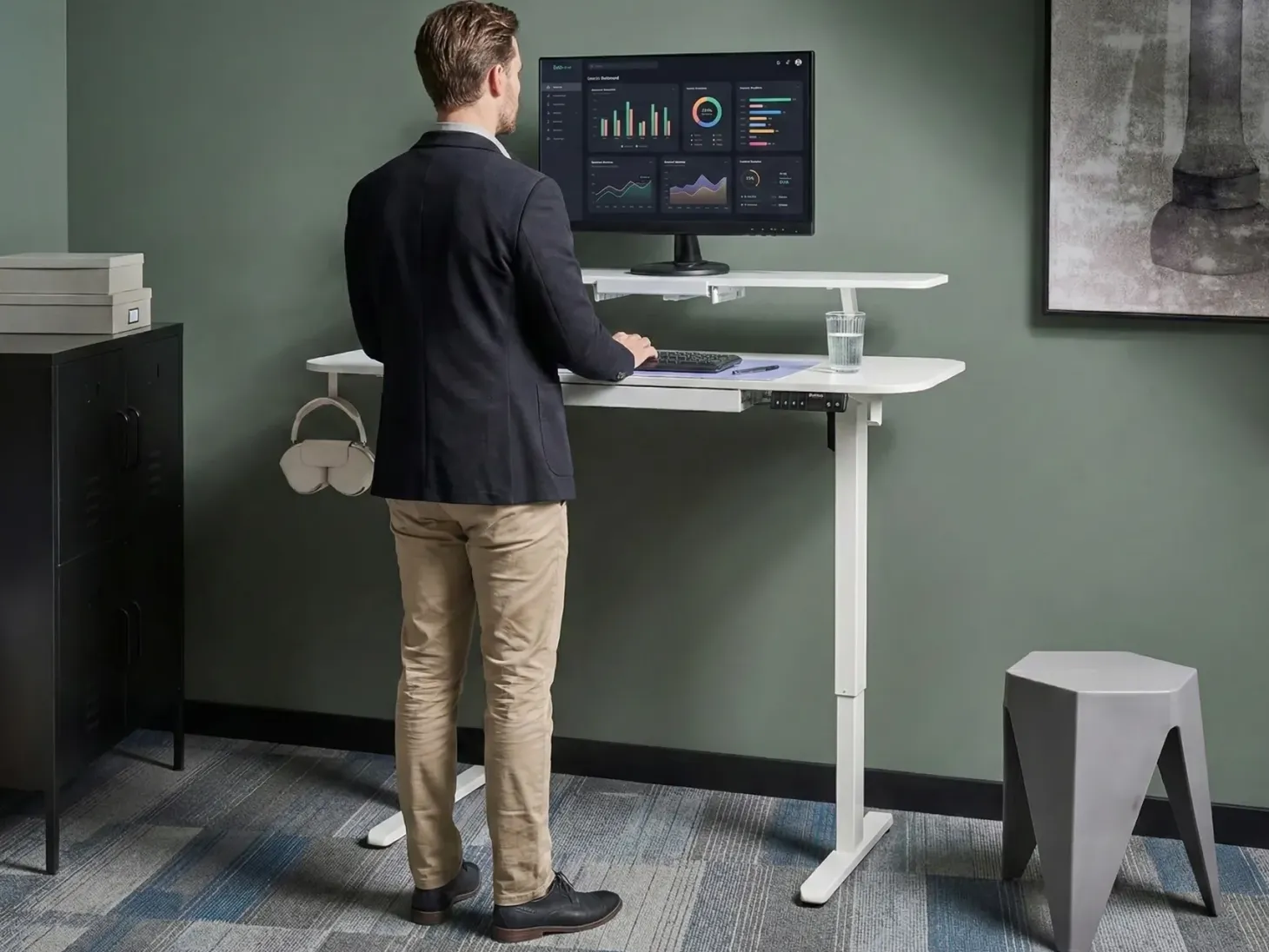 Elektrisk justerbart hæve sænkebord WILBANKS Hvid 120 cm 60 cm med USB-port