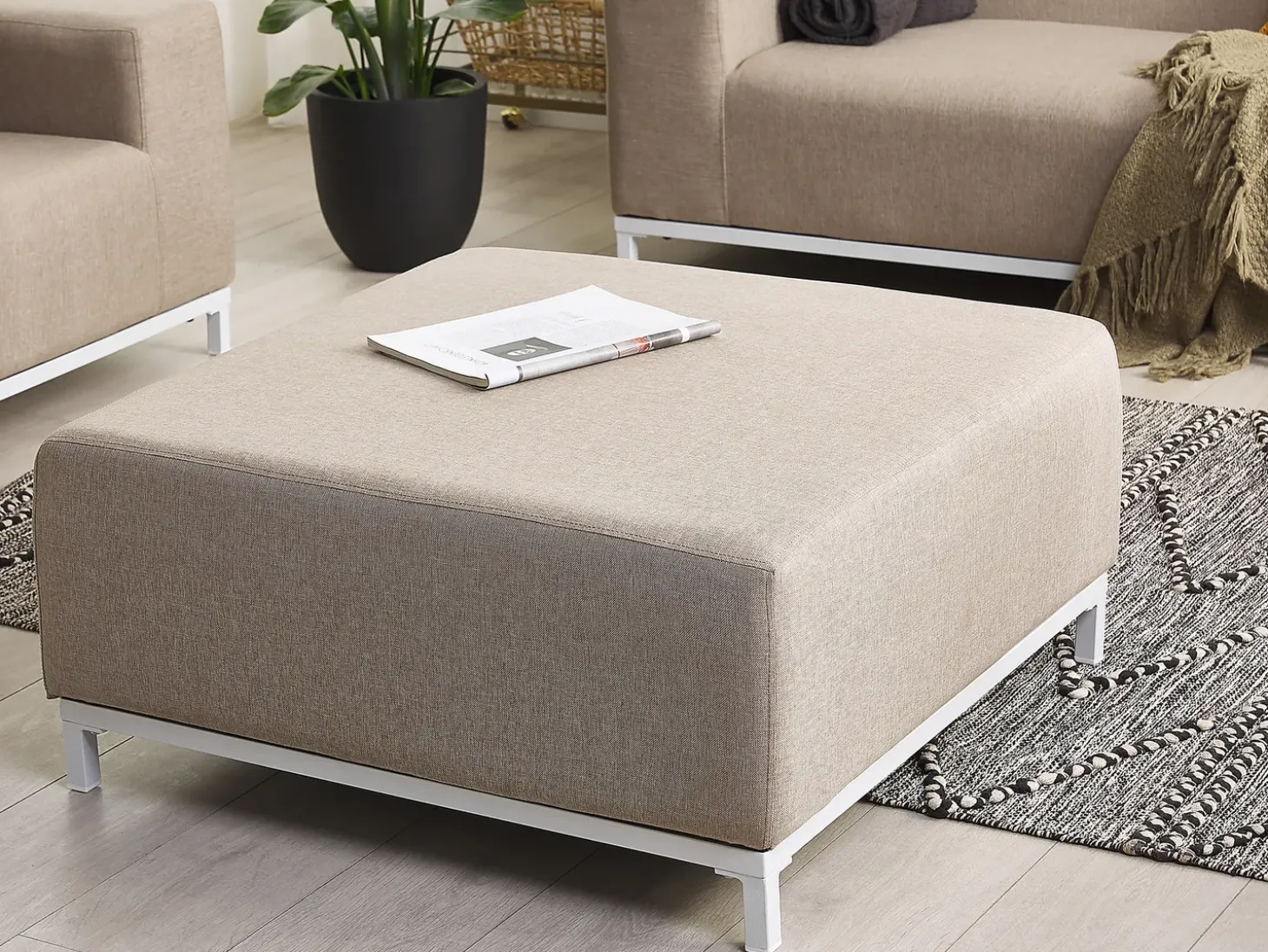 Fodskammel ROVIGO Beige
