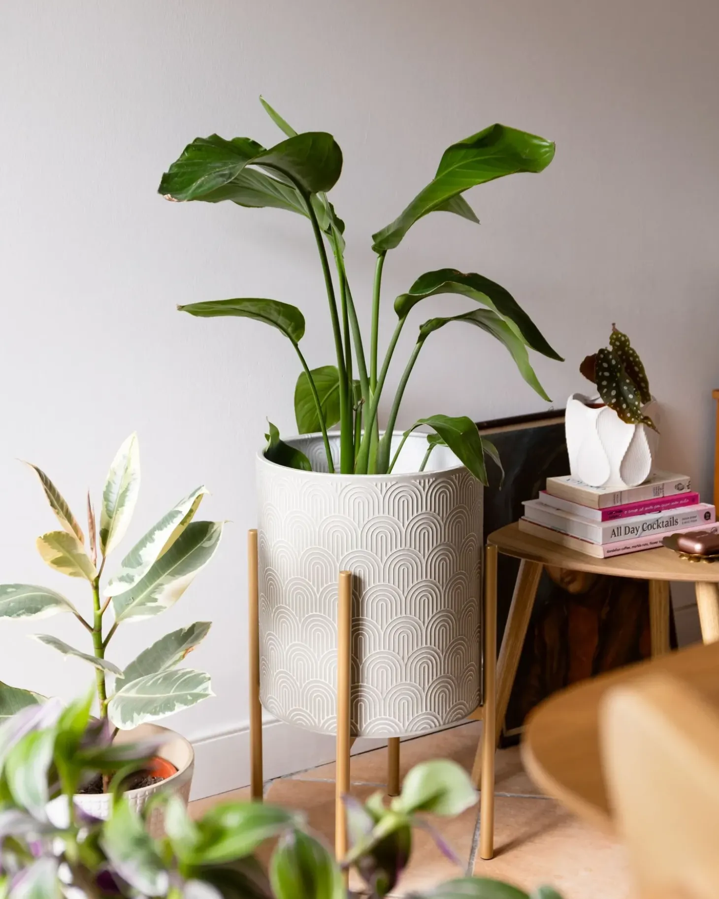 Forhøjet plantekrukke AUBRIETA Metal 31 cm Grå