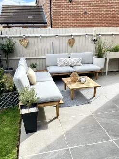 FRASCATI 4 personers Loungesæt med bord Lysegrå Certificeret akacietræ