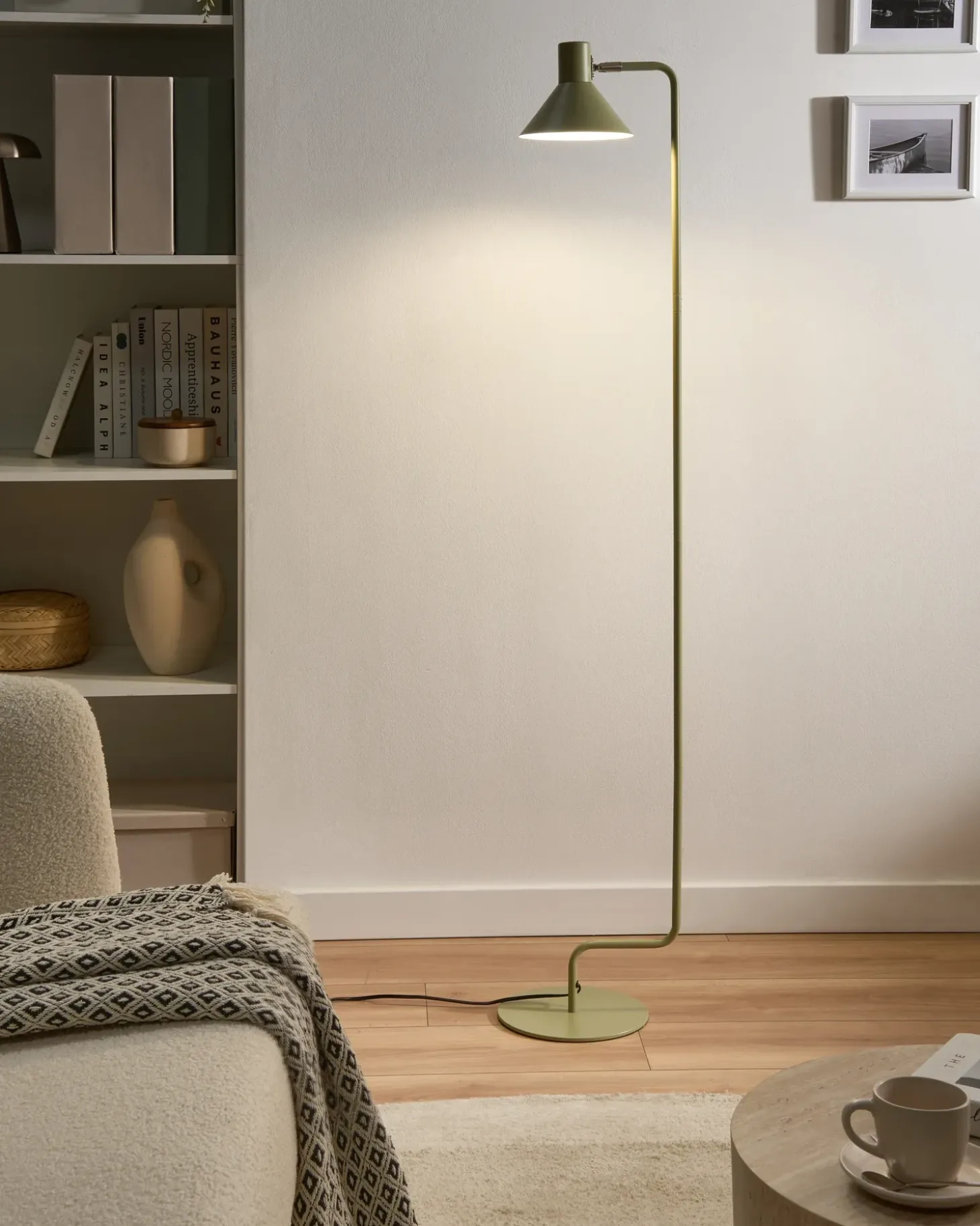 Gulvlampe RIMAVA Metal Lysegrøn