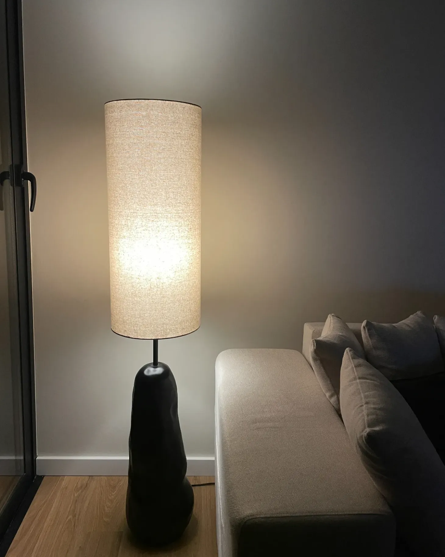 Gulvlampe SELB Keramik Sort