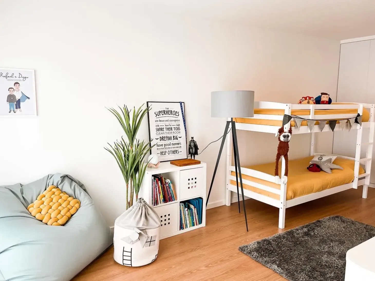 Gulvlampe STILETTO Metal Grå