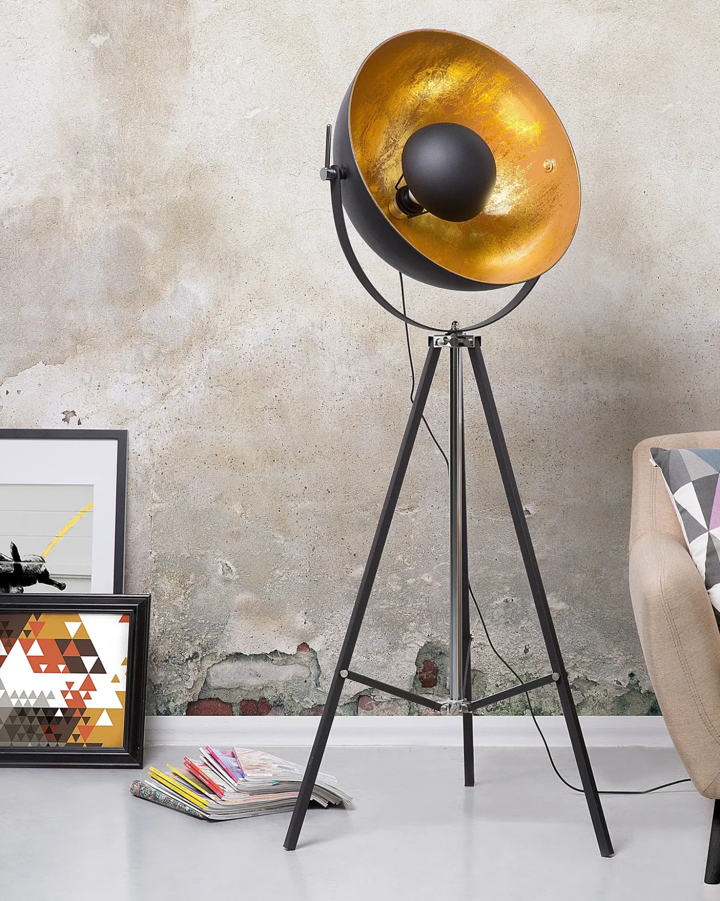 Gulvlampe THAMES Metal Guld