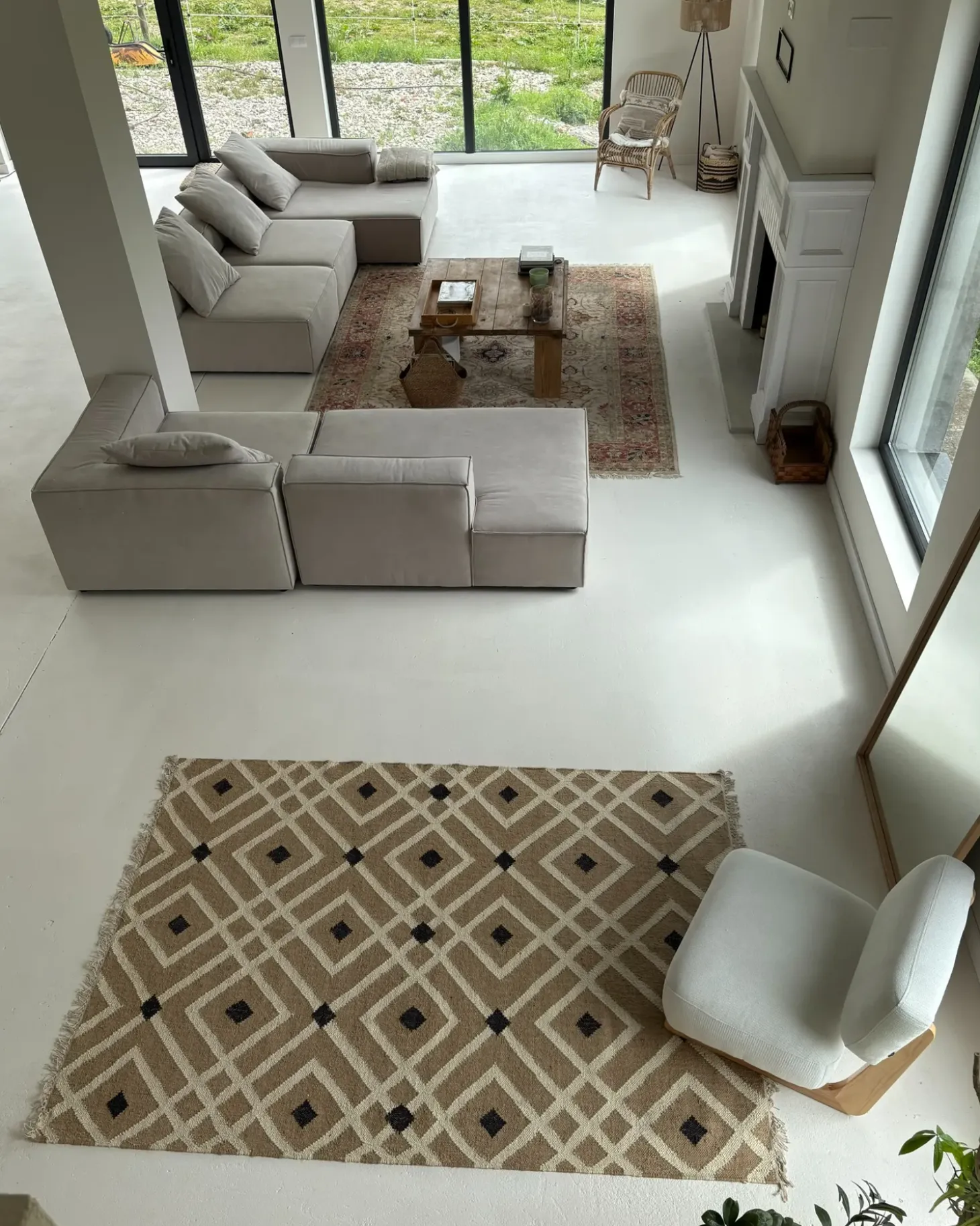 Gulvtæppe ESENCIK Beige 200 x 300 cm Jute