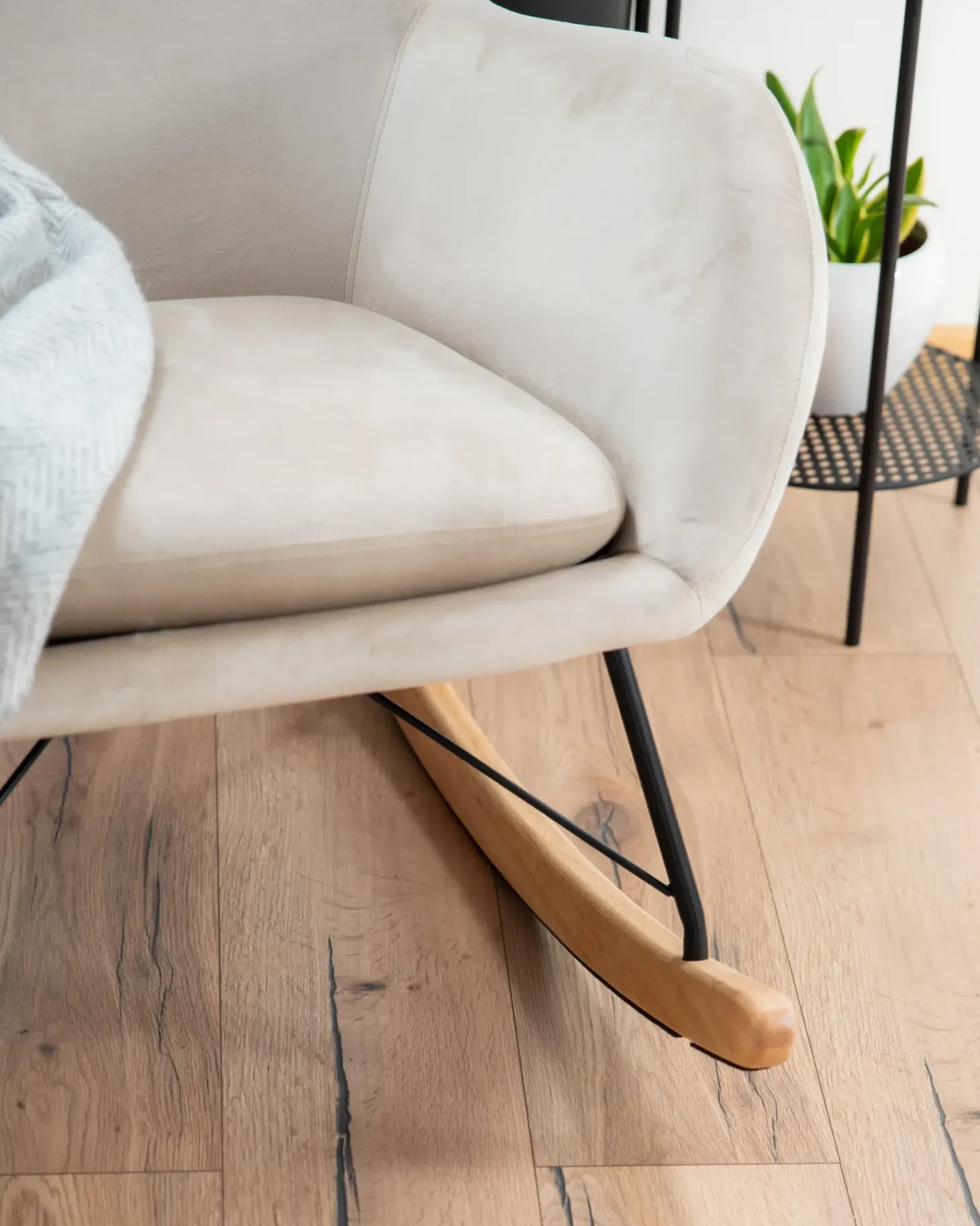 Gyngestol ELLAN Velour Beige