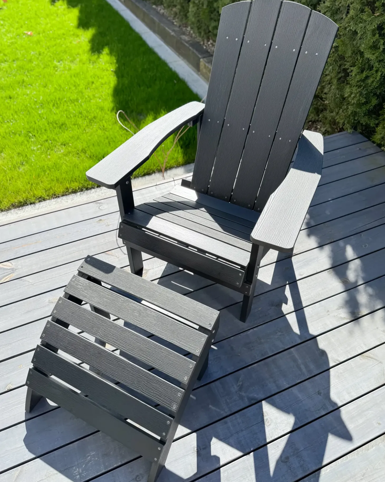 Havestol ADIRONDACK med fodskammel Mørkegrå