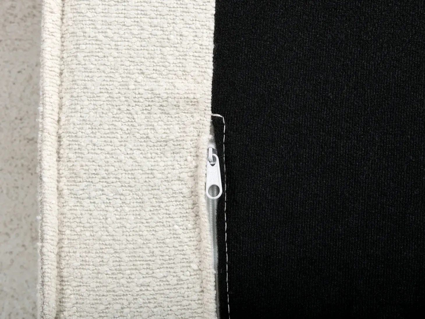Hjørnesofa KOLDING Boucle Lys Beige med fodskammel Venstrevendt
