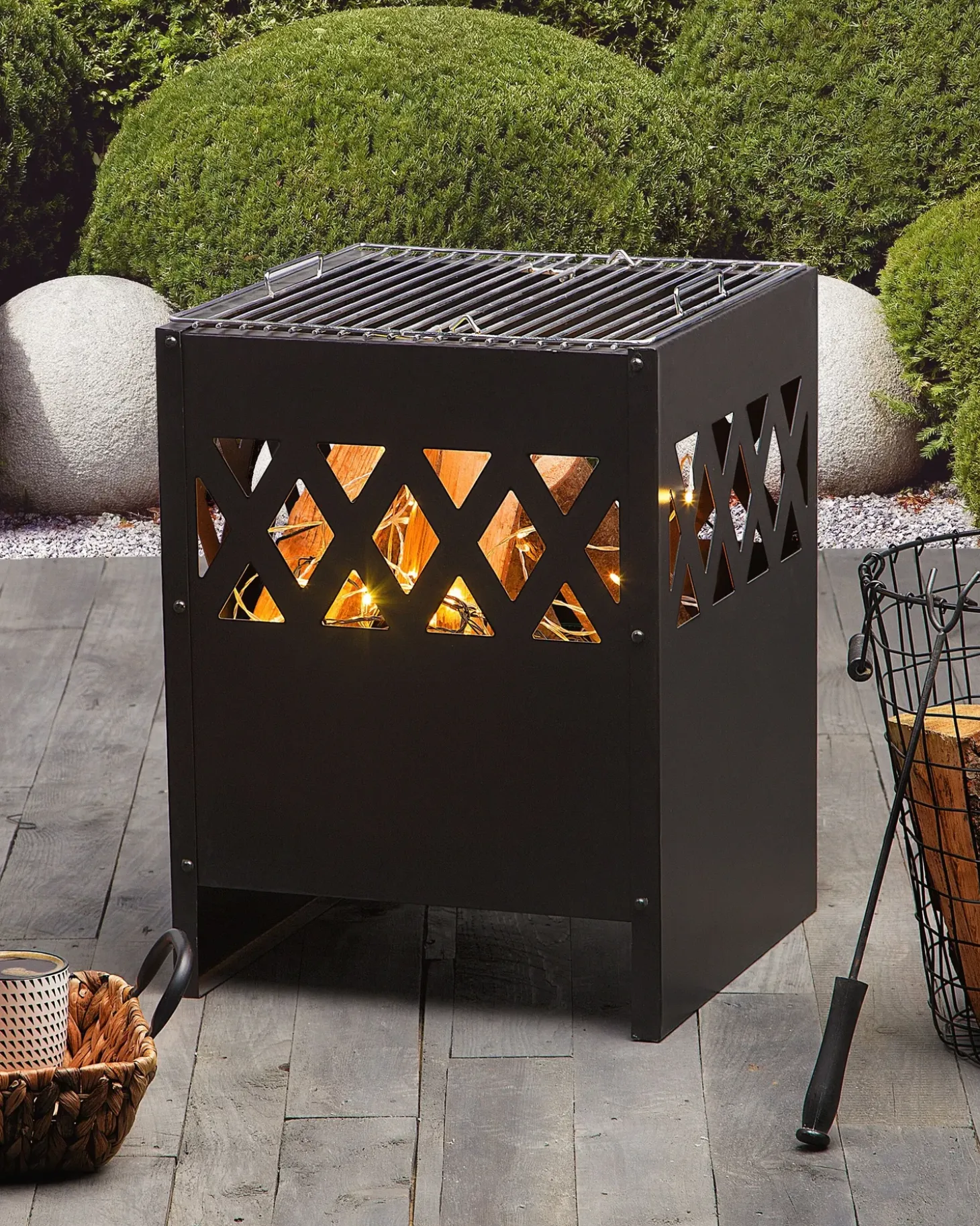 Ildsted med grill SHIGA Metal Sort