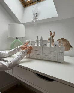 Juledekoration LED MUONIO Adventskalender 24 cm Hvid