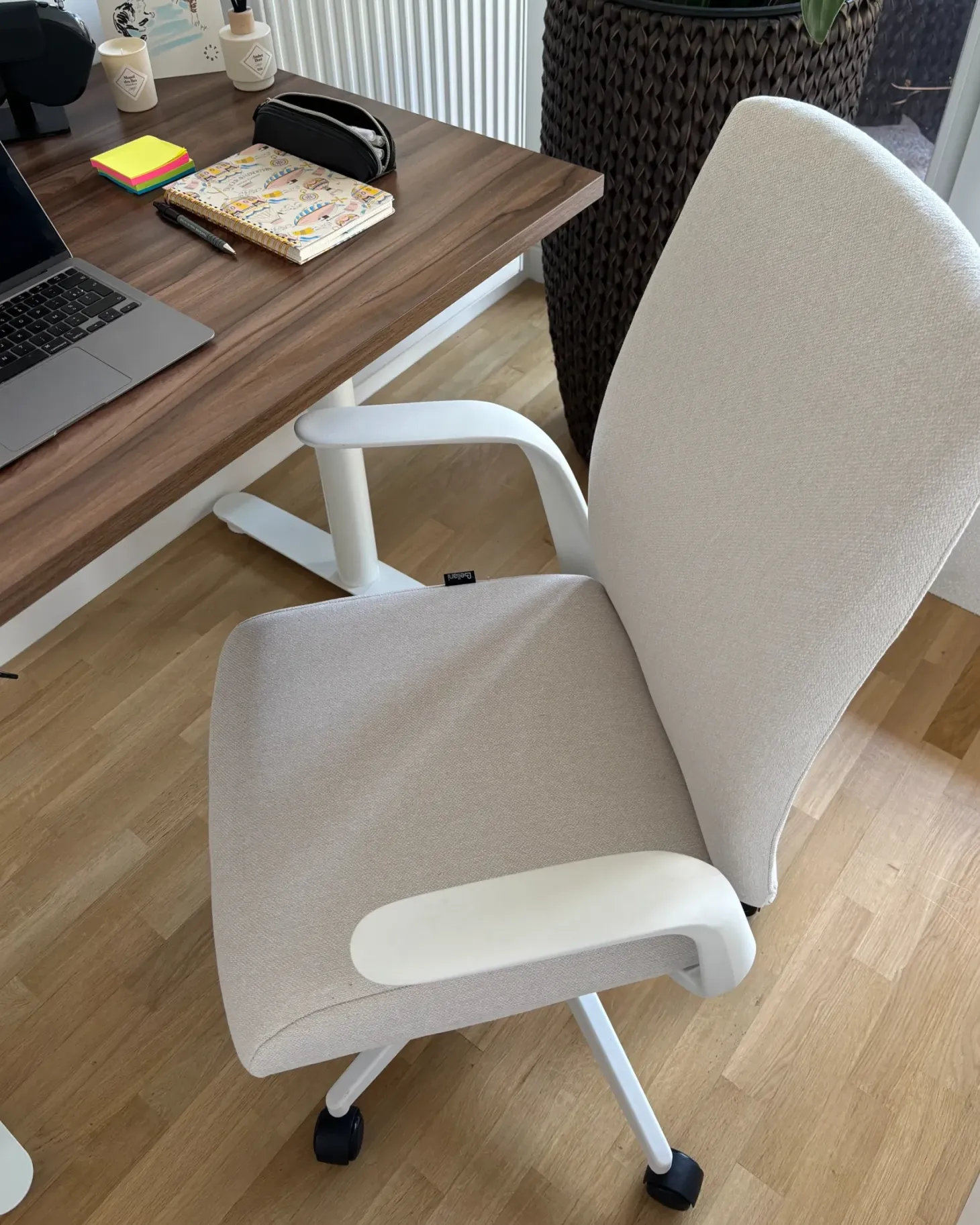 Kontorstol CAPTAIN Lys Beige