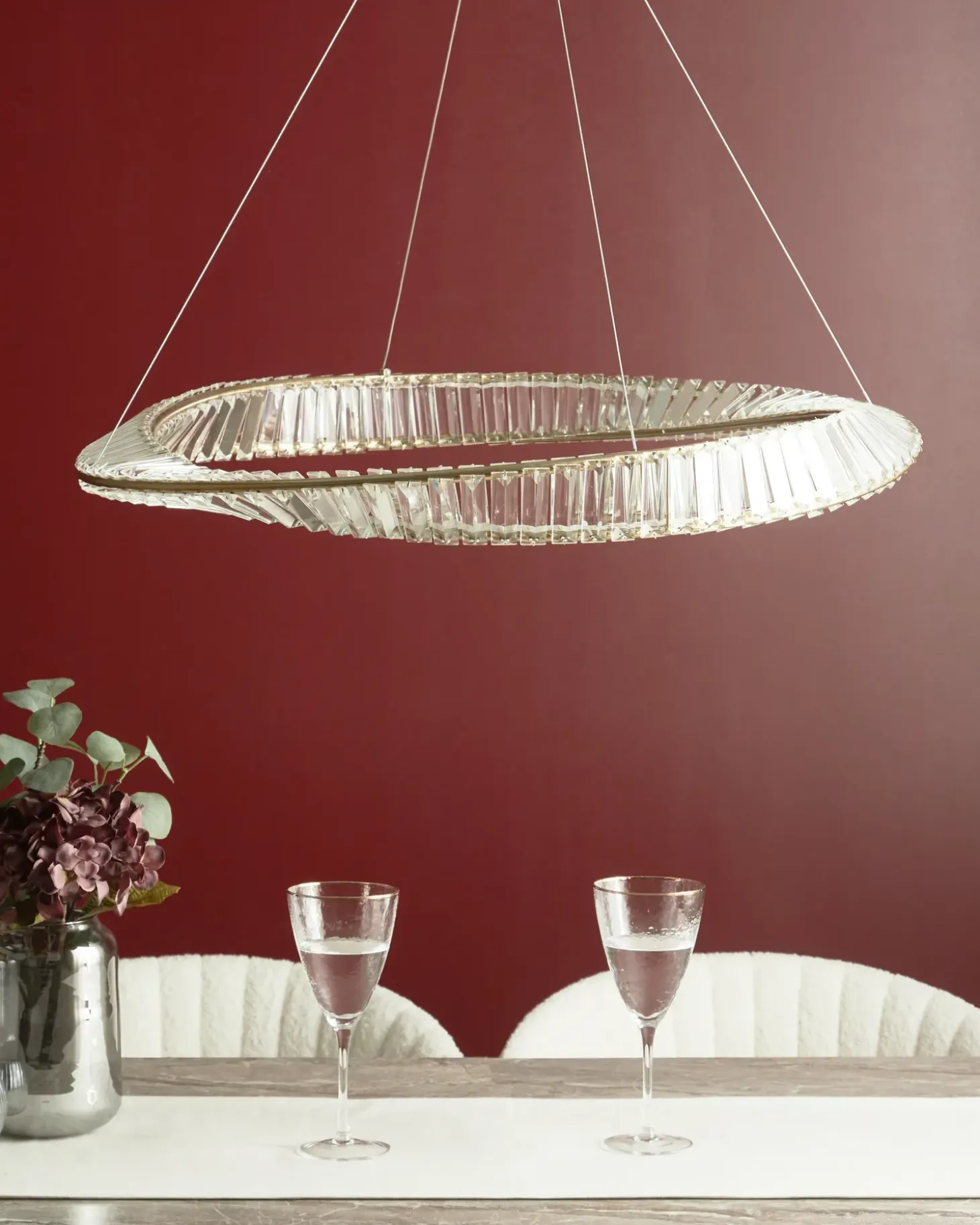 LED lysekrone ROSENDE Metal Guld