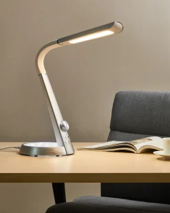 LED skrivebordslampe CANOPUS med USB-port Sølv