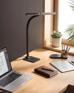 LED skrivebordslampe KOURIS Med bevægelsessensor Metal Sort