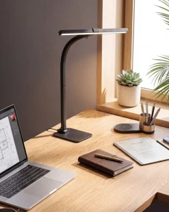 LED skrivebordslampe KOURIS Med bevægelsessensor Metal Sort