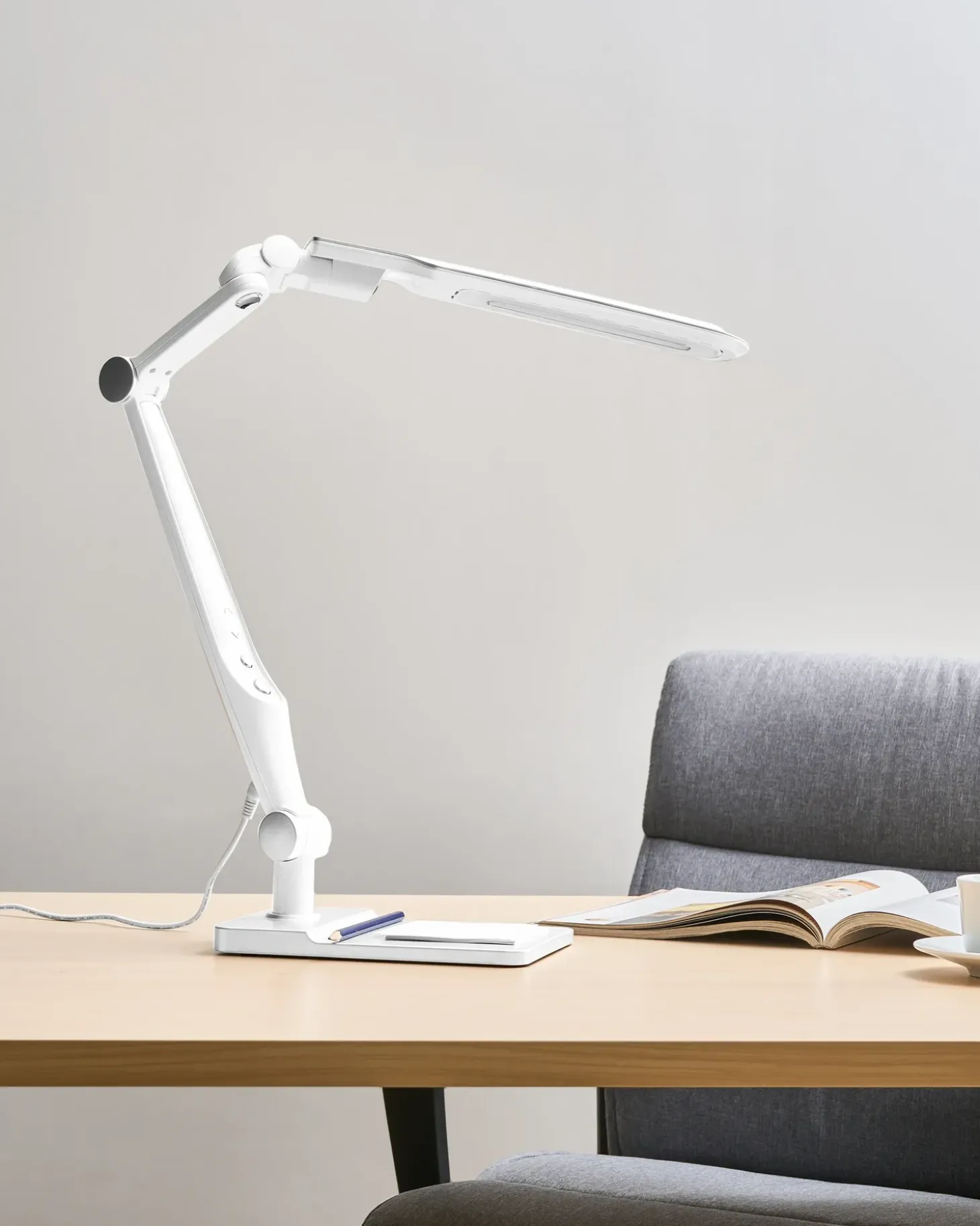 LED skrivebordslampe PEGASI Med dæmpning Sølv