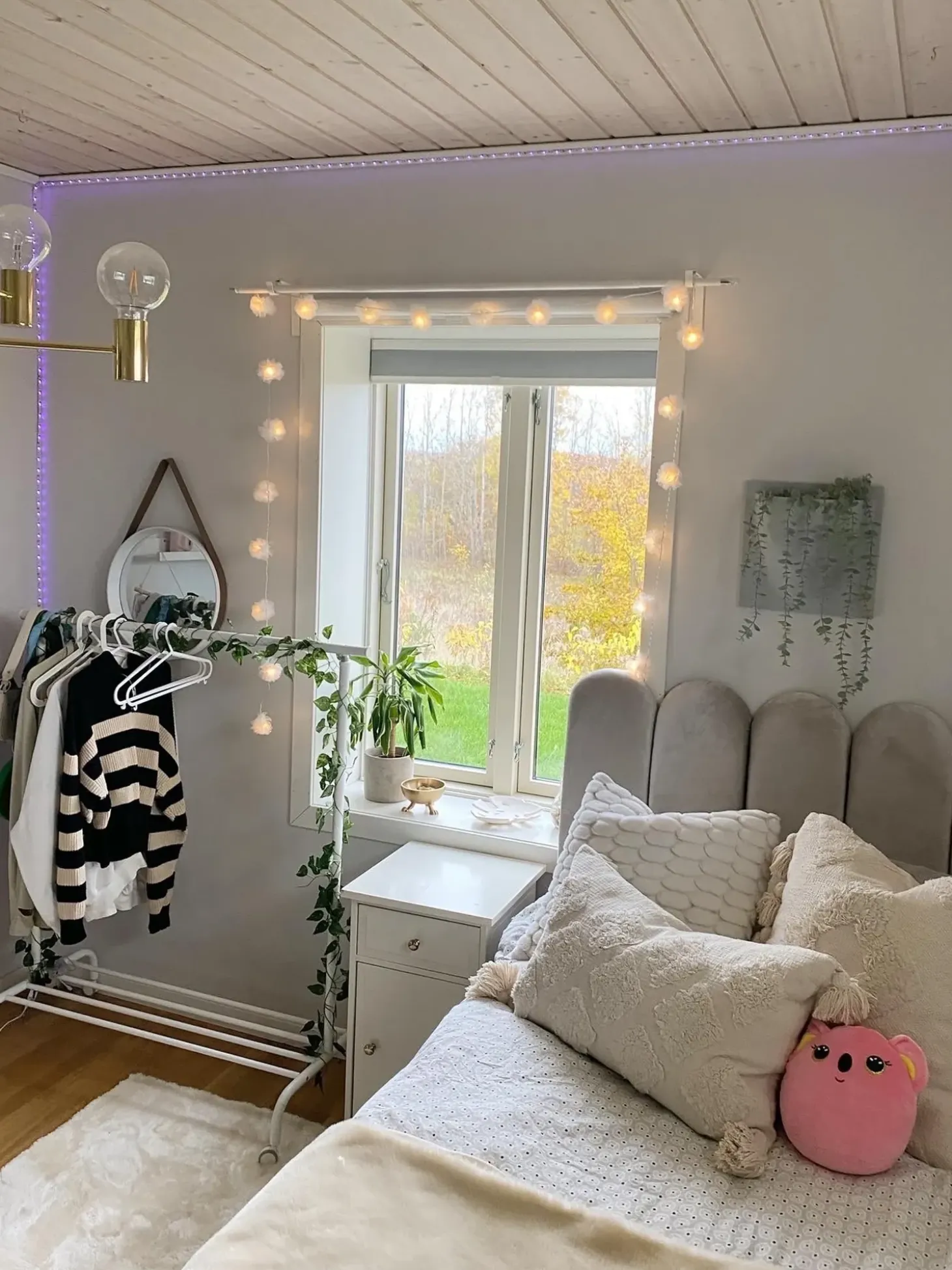 LED-bånd KIKORI 500 cm Med fjernbetjening Hvid