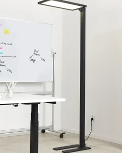 LED-gulvlampe ORION Med bevægelsessensor Metal Sort