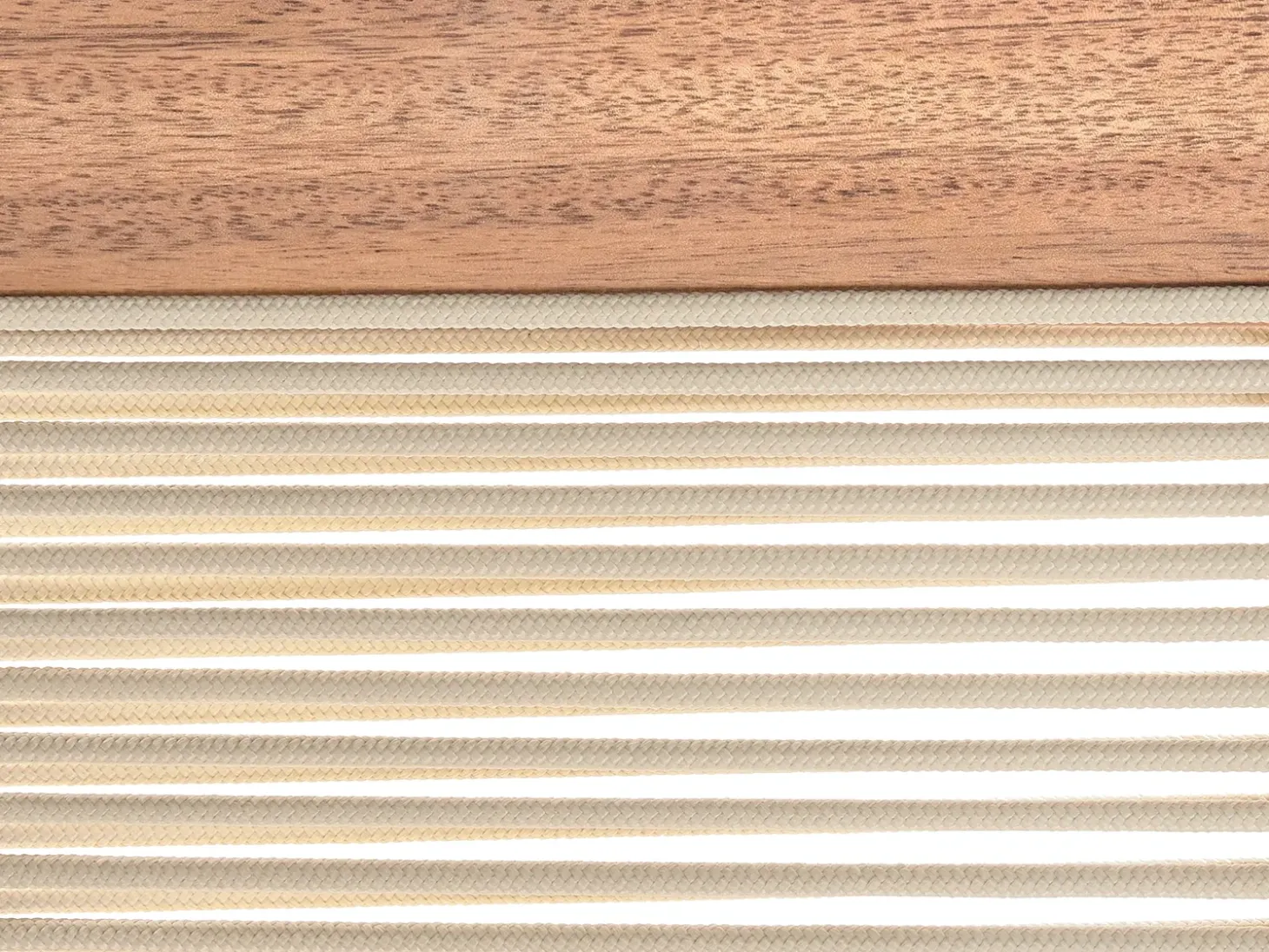 Liggestol PROSSEDI Akacietræ Beige