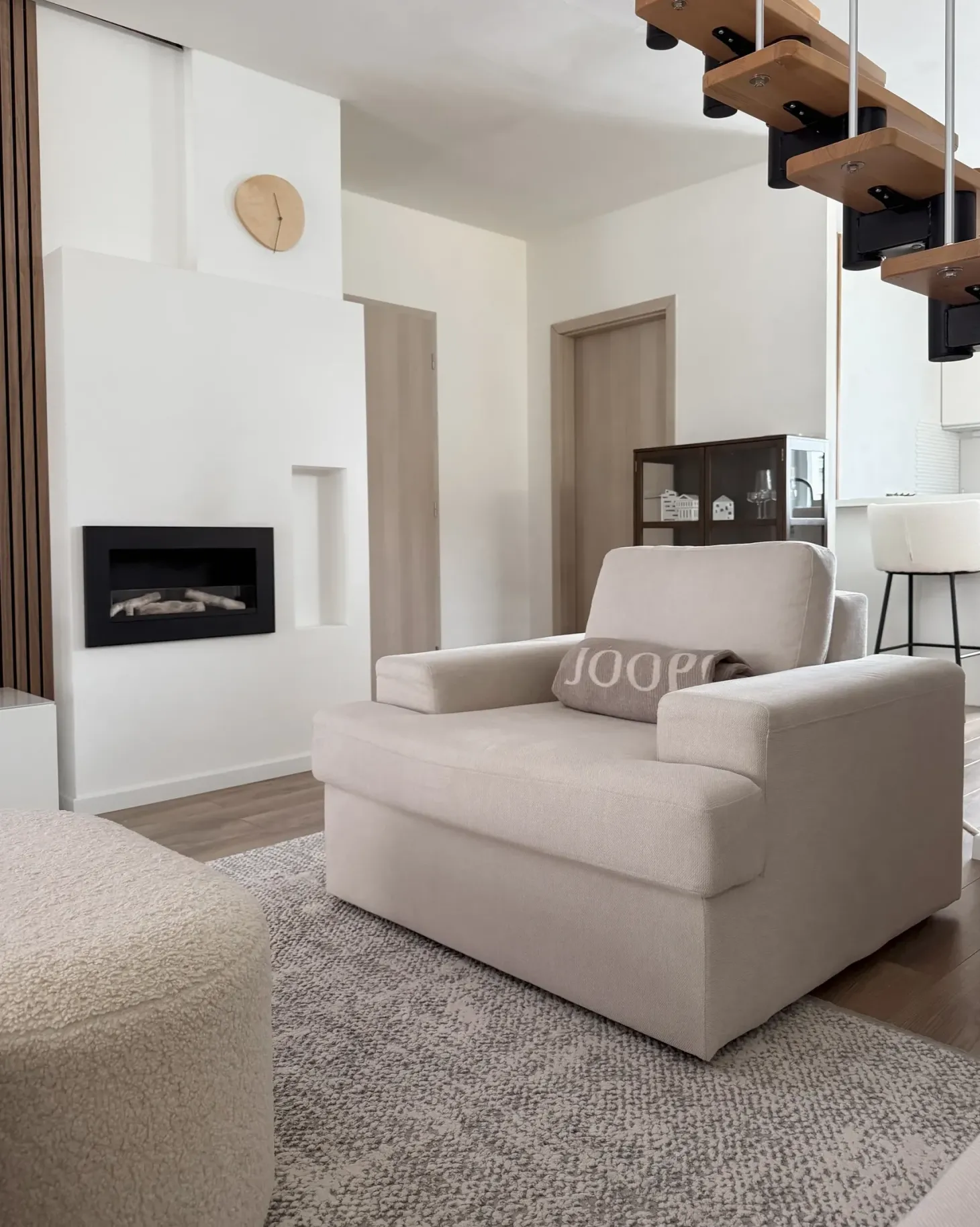 Lænestol ALLA Lys Beige