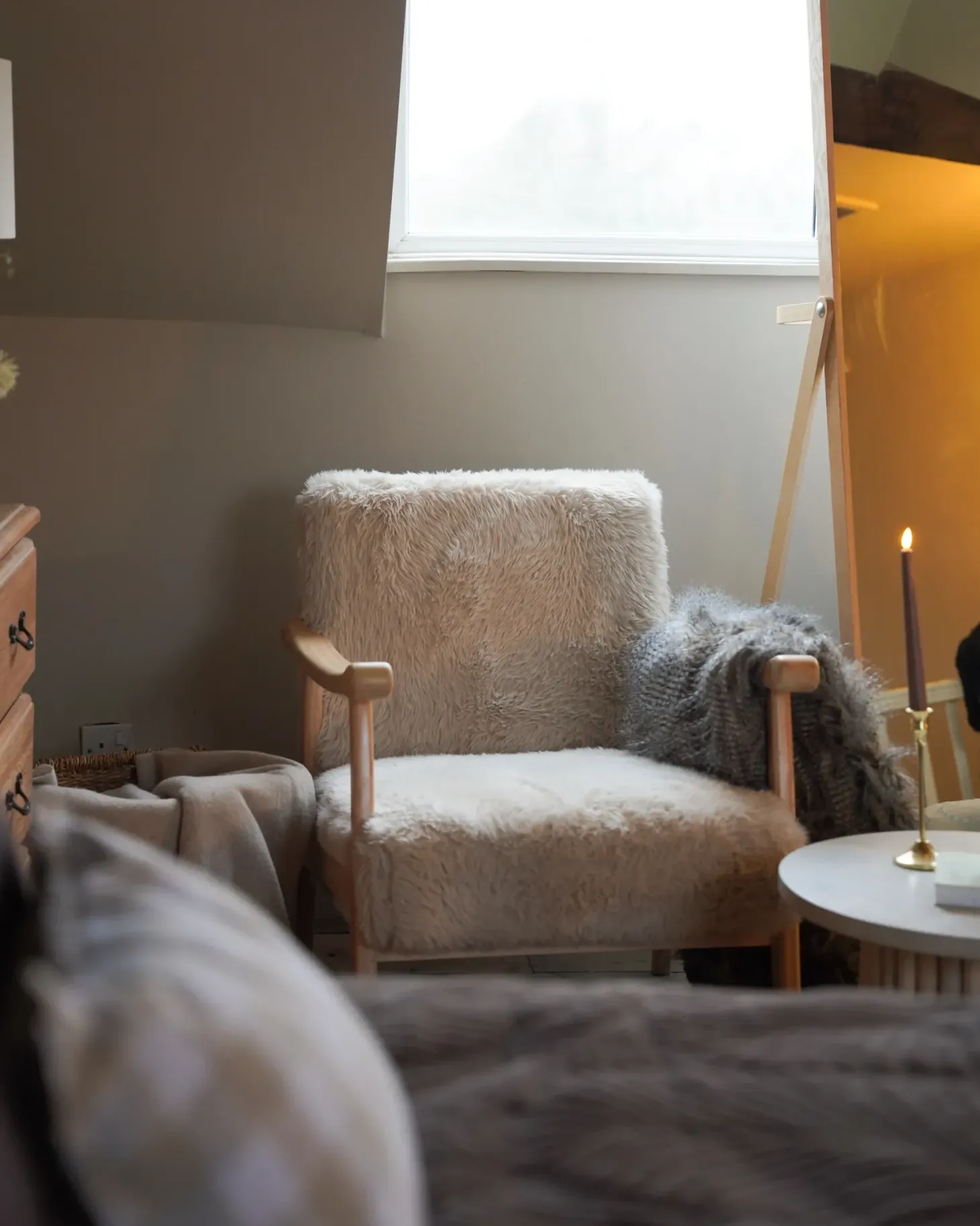Lænestol LEKNES Kunstig pels Lys Beige