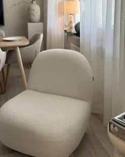 Lænestol LOVIISA Boucle Hvid