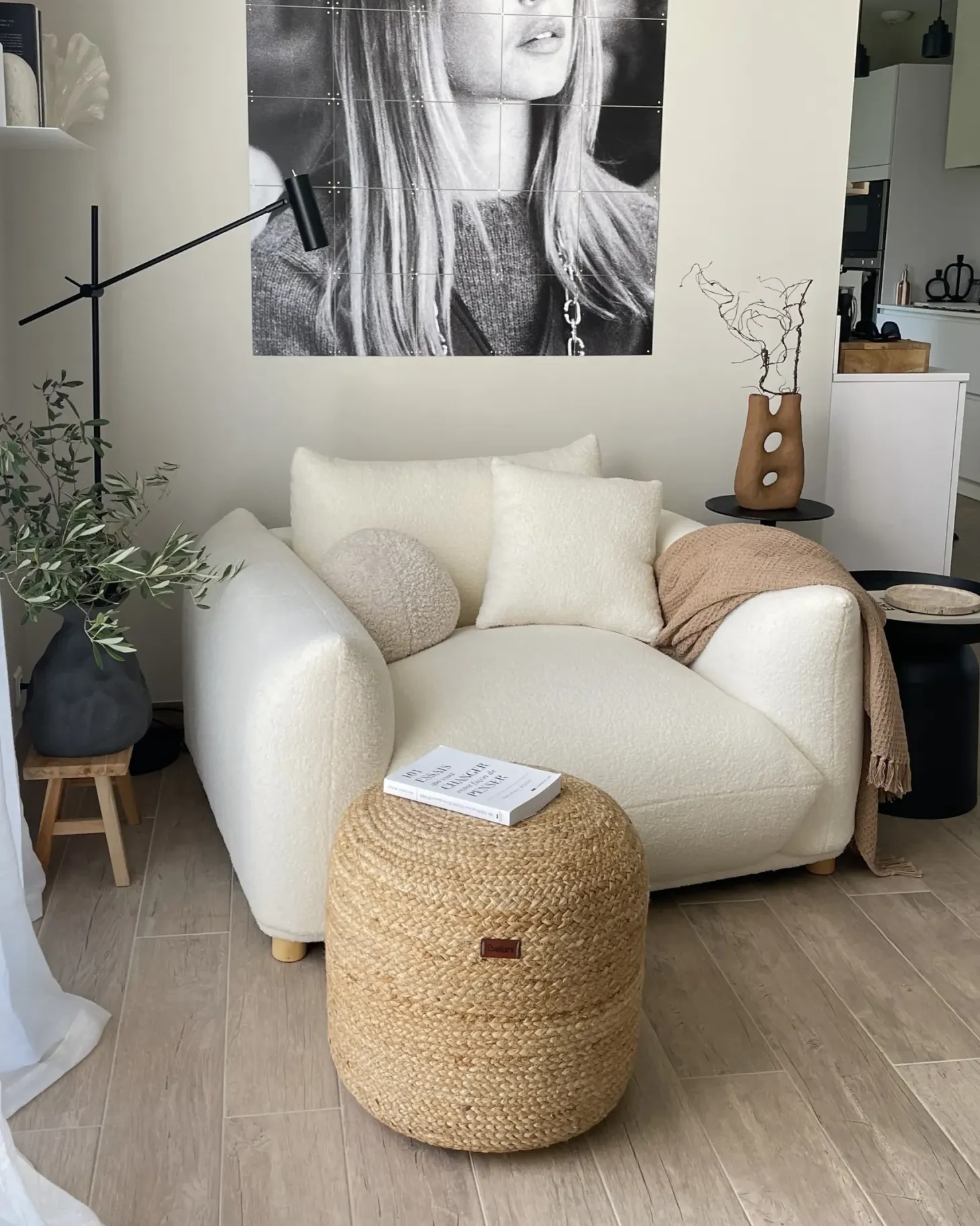 Lænestol LUVOS Boucle Cremehvid