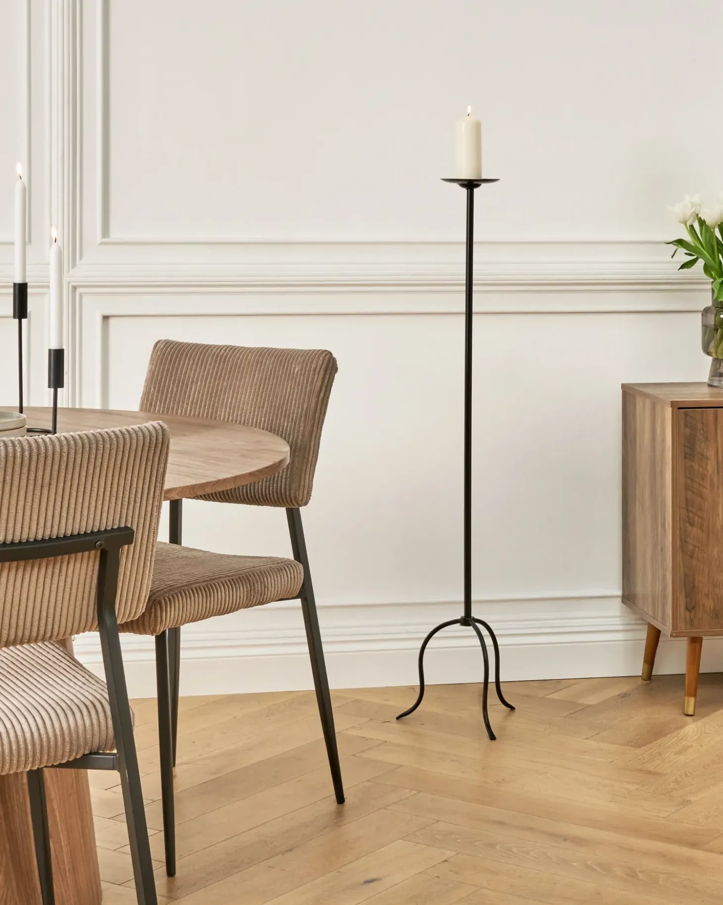 Lysestage ALMADA Metal 118 cm Sort