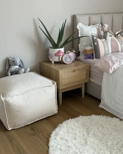 Natbord med 1 skuffe NIVO Lysebrun