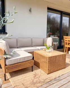 OMEGANA 4 personers Havesofa med bord Lys Beige PE-rattan