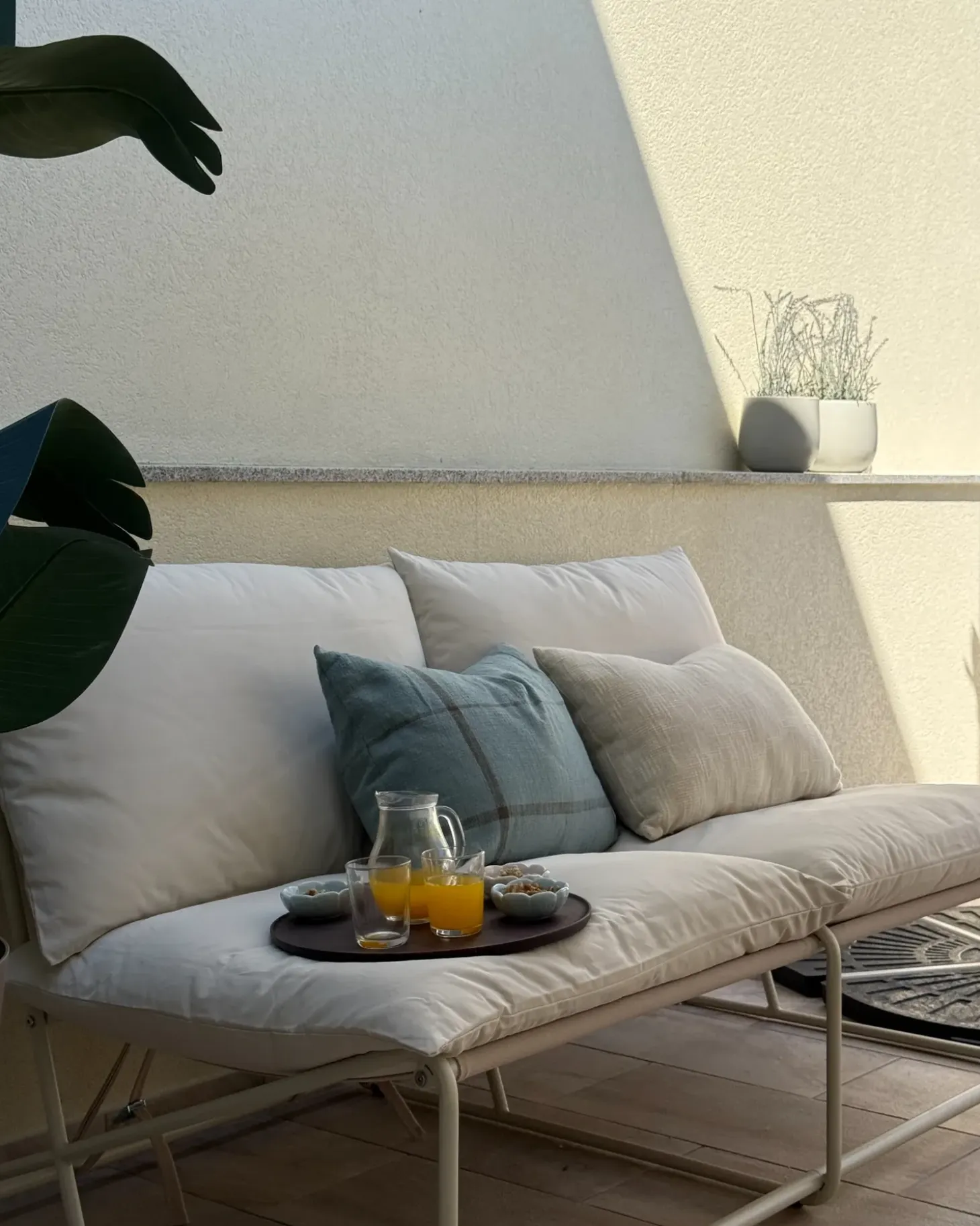 PICO 4 personers havesofasæt Lys Beige Metal