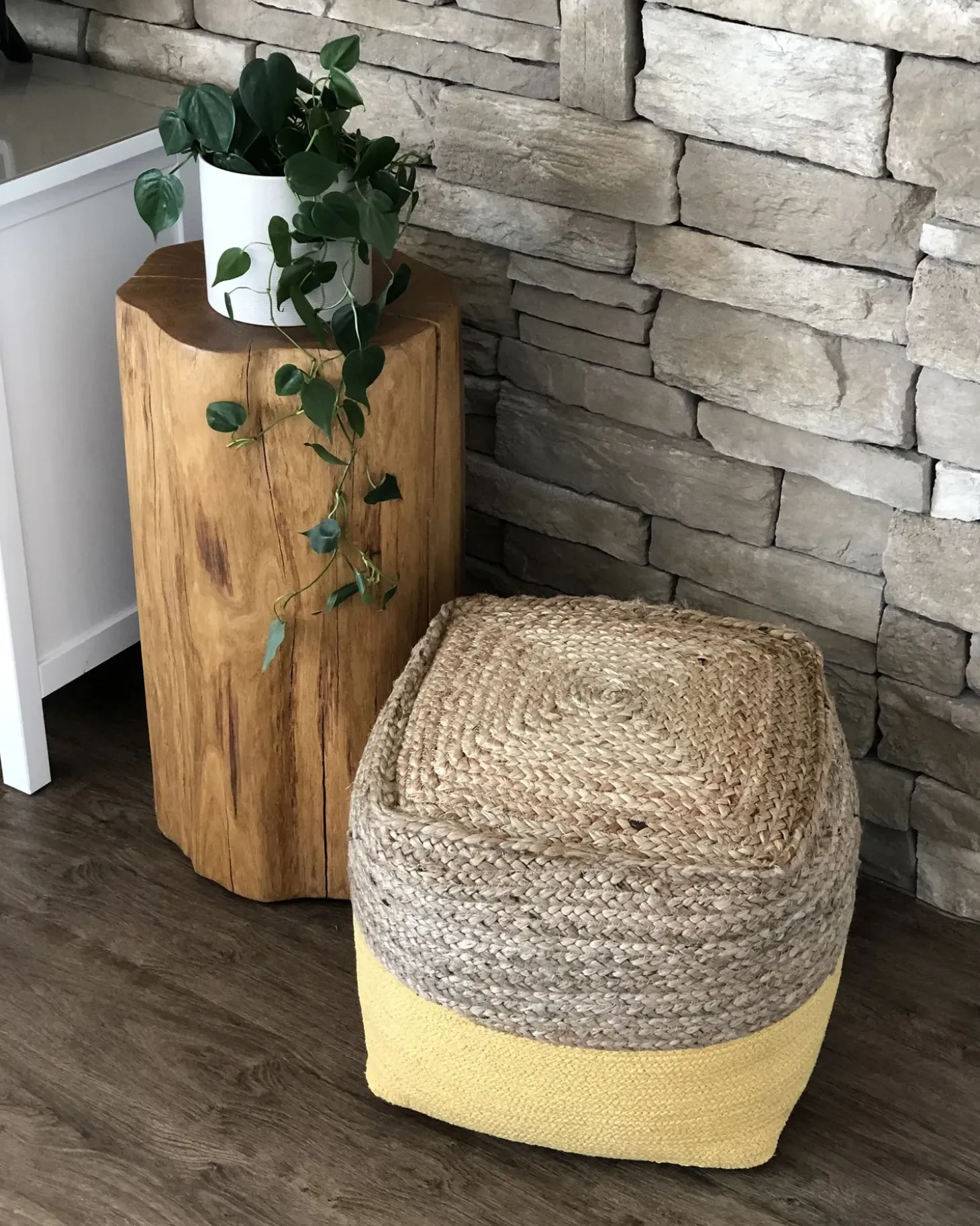 Puf KIRAMA Jute Gul