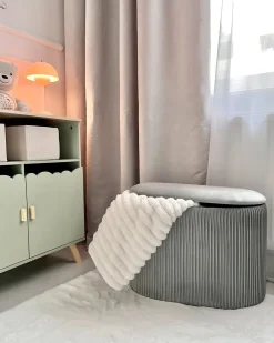 Puf med opbevaring RICHLAND Velour Lysegrå