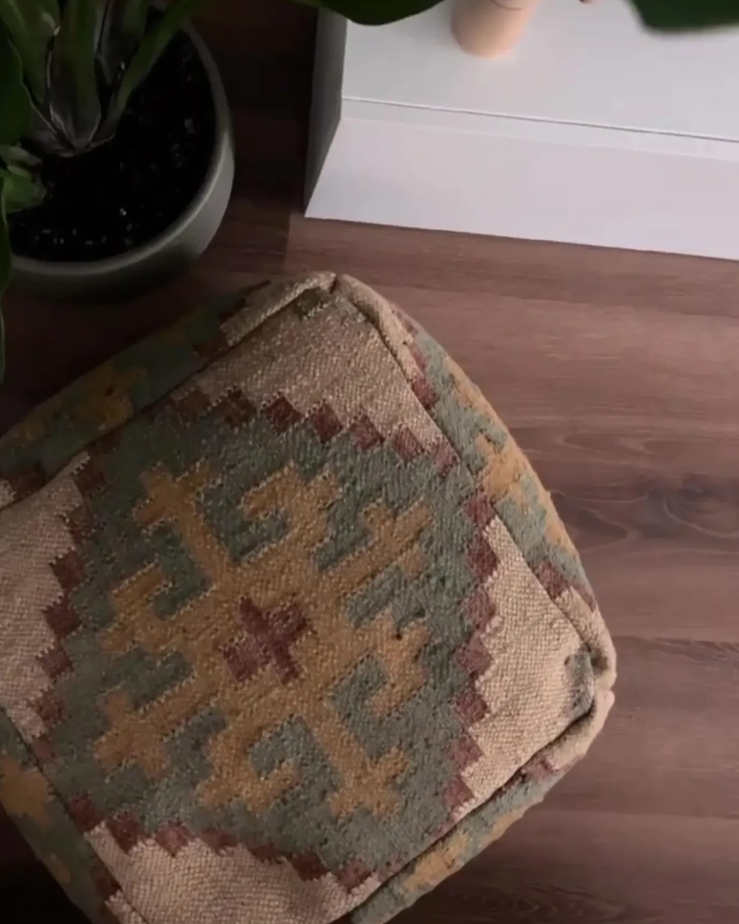 Puf SARON Jute Multifarvet