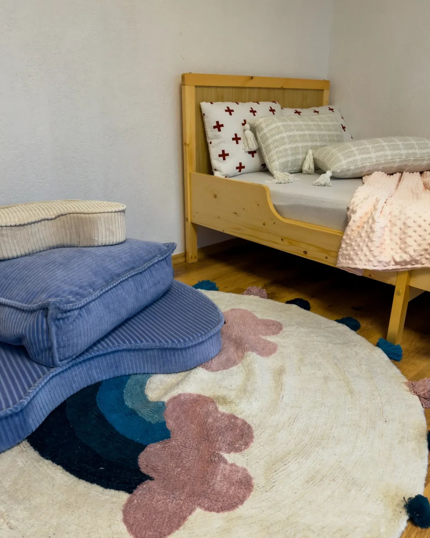 Puf ALLOZAI Velour Lysviolet