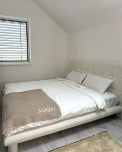 Seng Boucle CRESSAT 180 x 200 cm Cremehvid