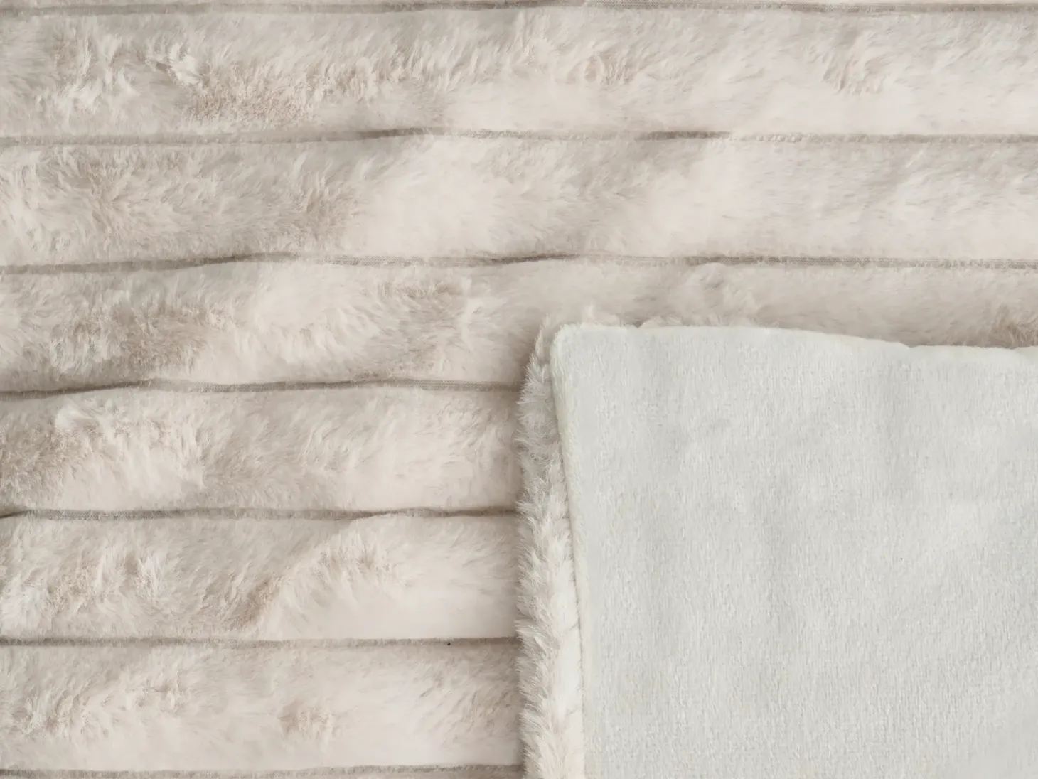 Sengetæppe RAKYA Kunstig pels 150 x 200 cm Lys Beige