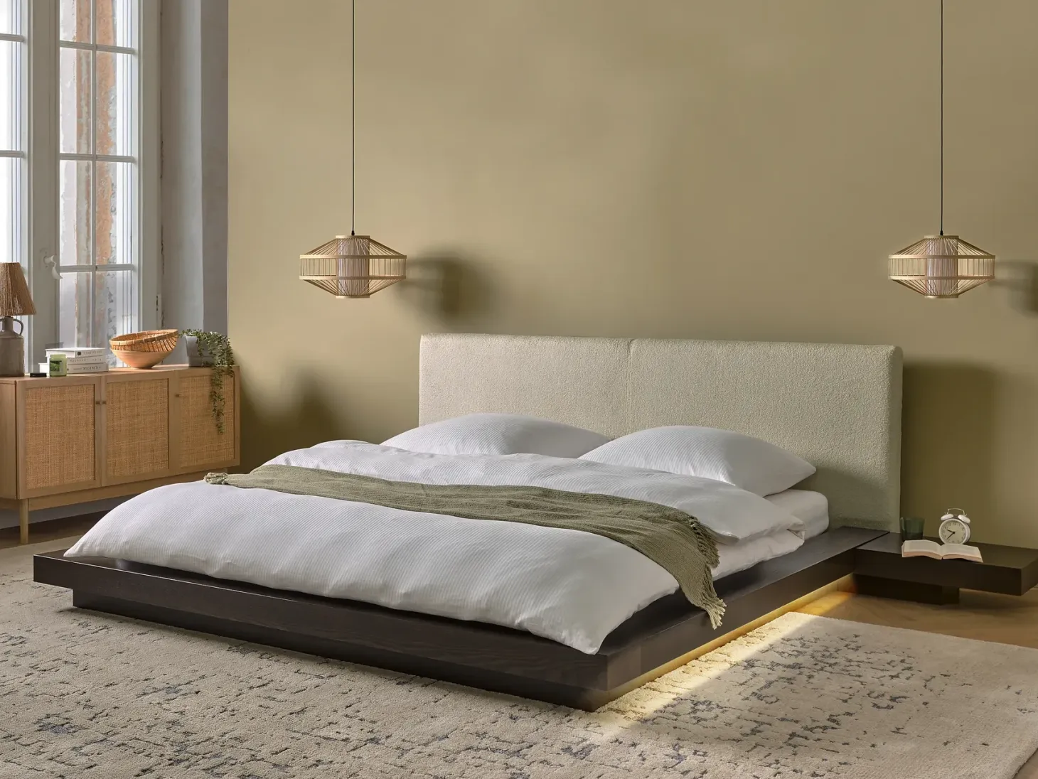 Seng med LED Boucle ZEN 180 x 200 cm LED Mørk ask