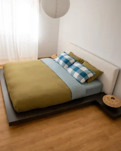Seng med LED Boucle ZEN 180 x 200 cm LED Mørk ask