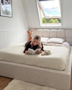Seng med opbevaring BASTON Boucle Lys Beige 160 x 200 cm
