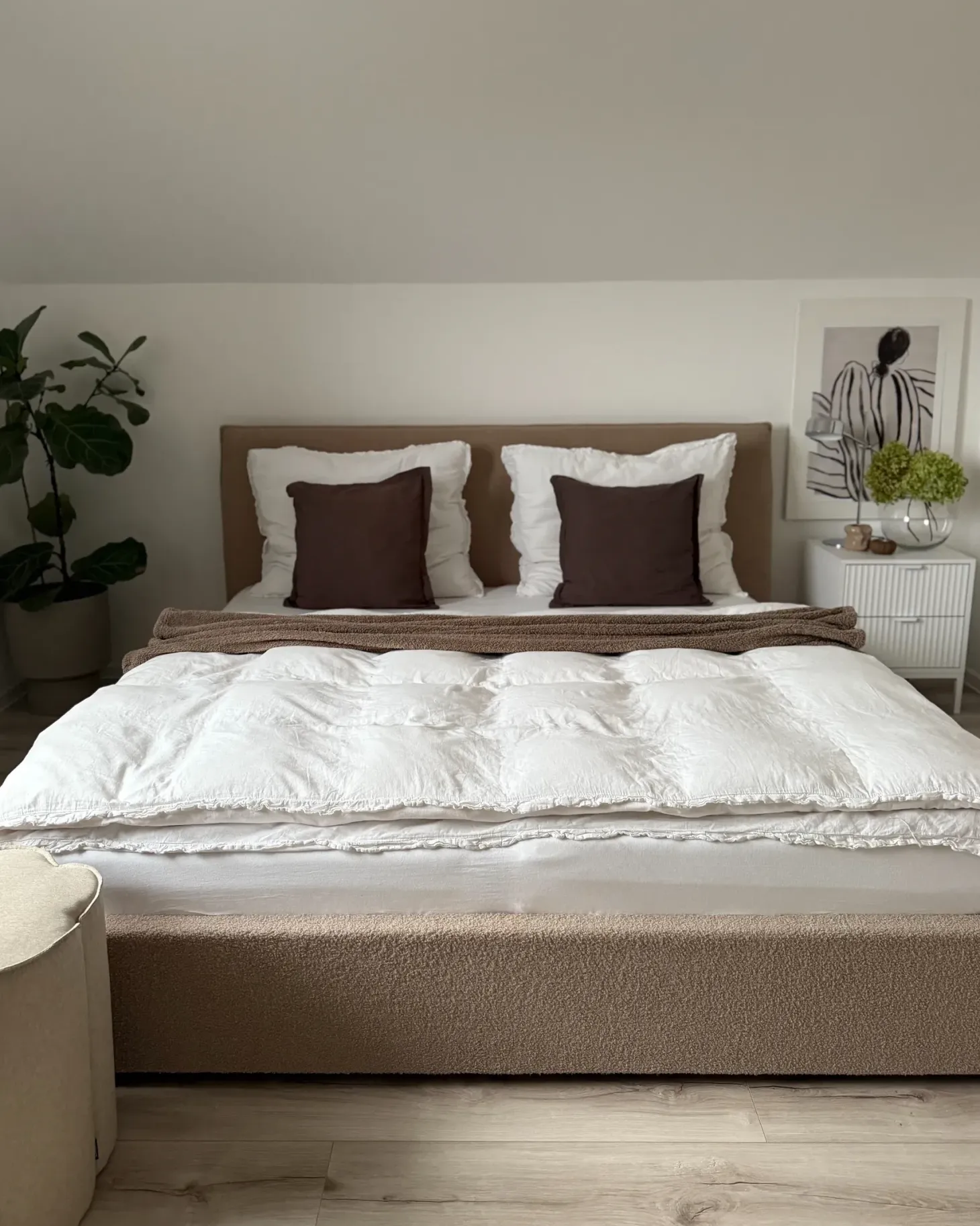Seng med opbevaring LAVAUR Boucle Brungrå 180 x 200 cm