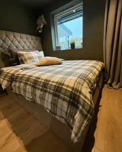 Seng med opbevaring LUBBON Velour Lysegrå 140 x 200 cm