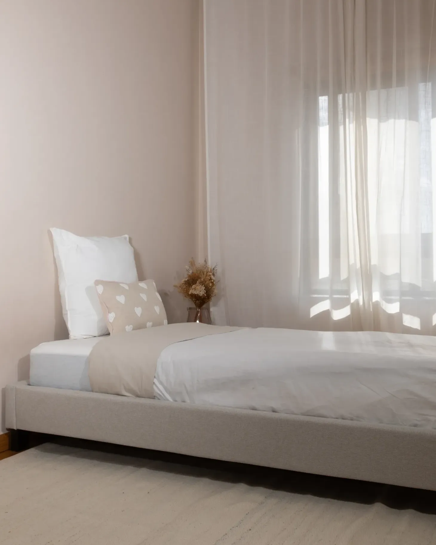 Seng uden hovedgærde ROANNE 90 x 200 cm Lys Beige