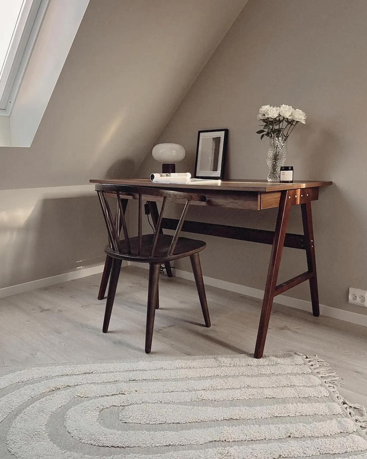 Skrivebord SHESLAY Mørkebrun 120 cm 70 cm med skuffer