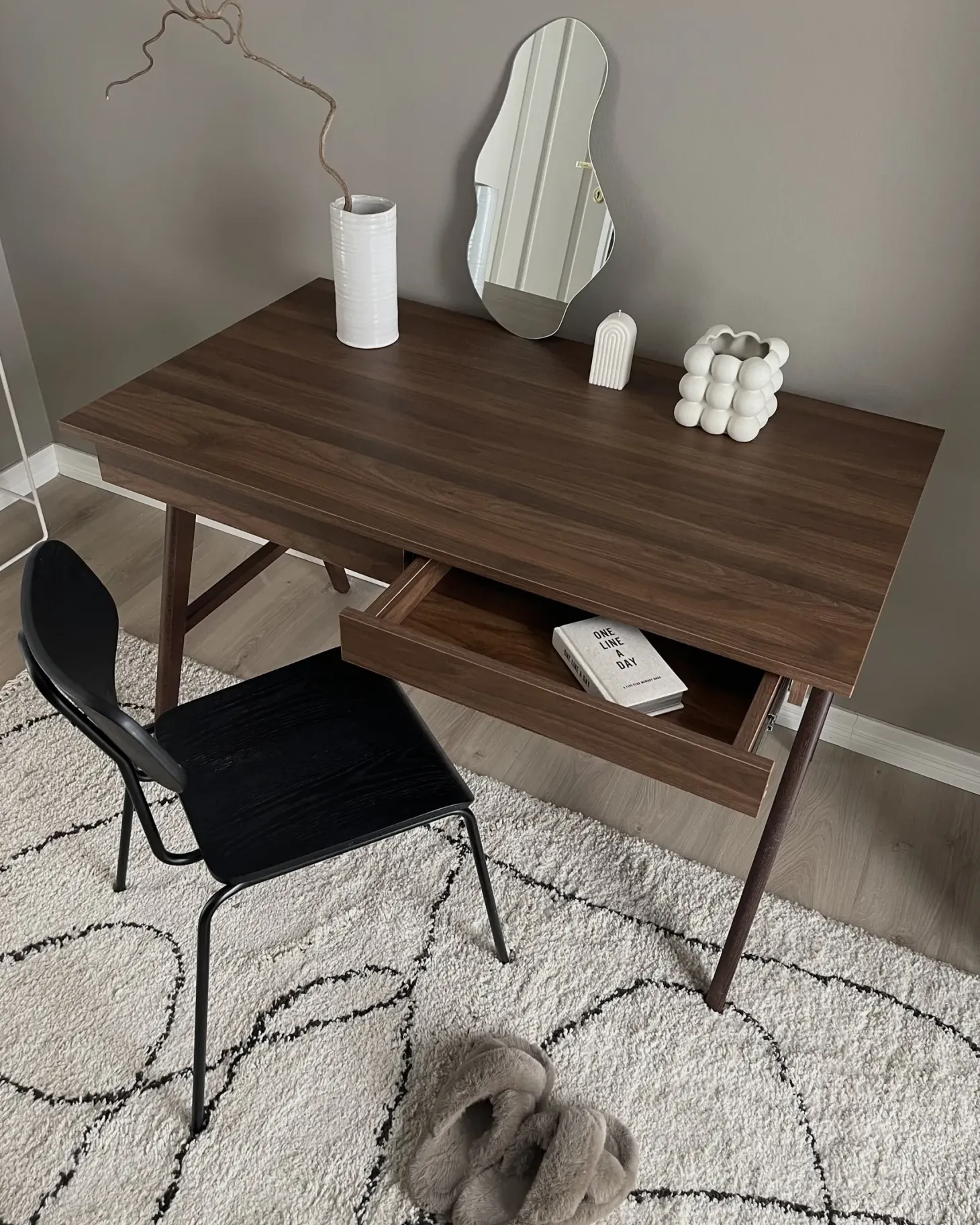 Skrivebord SHESLAY Mørkebrun 120 cm 70 cm med skuffer