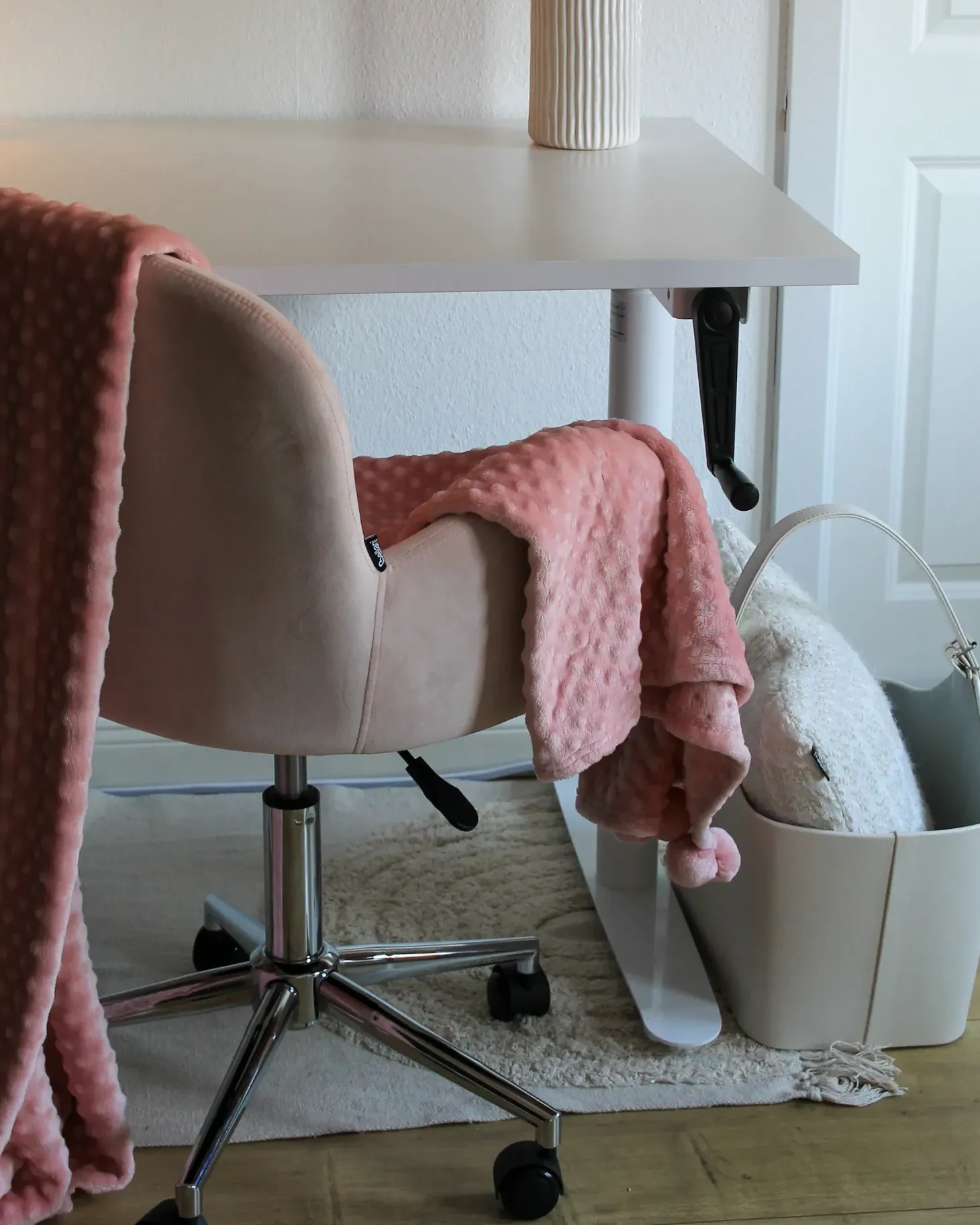 Skrivebordsstol PRIDDY Velour Lyserød